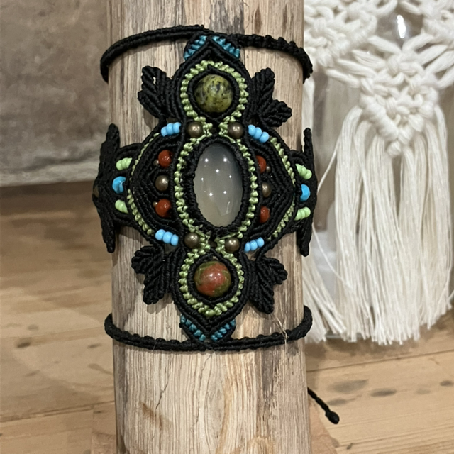 Manchette noire verte