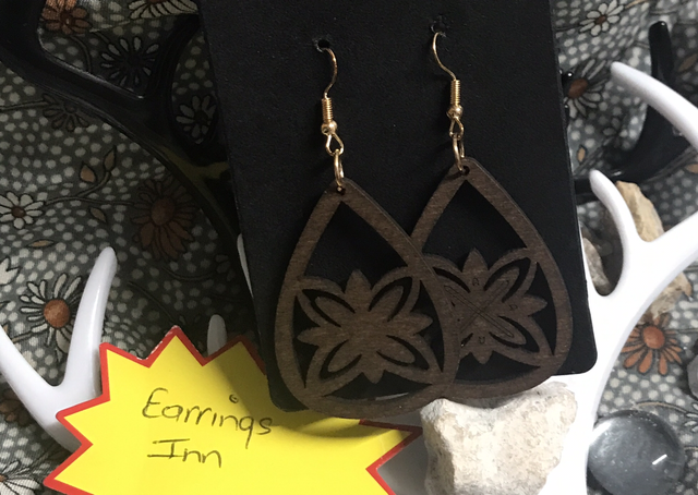 Brown Wood Dangling Earrings-SWDE84