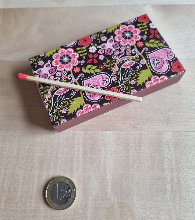 Lange Zündhölzer 10 cm in Designschachtel - verschiedene Designs zur Auswahl