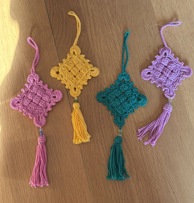 Noeud chinois à accrocher