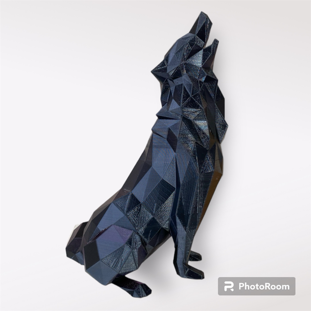 Geometric Howling Wolf