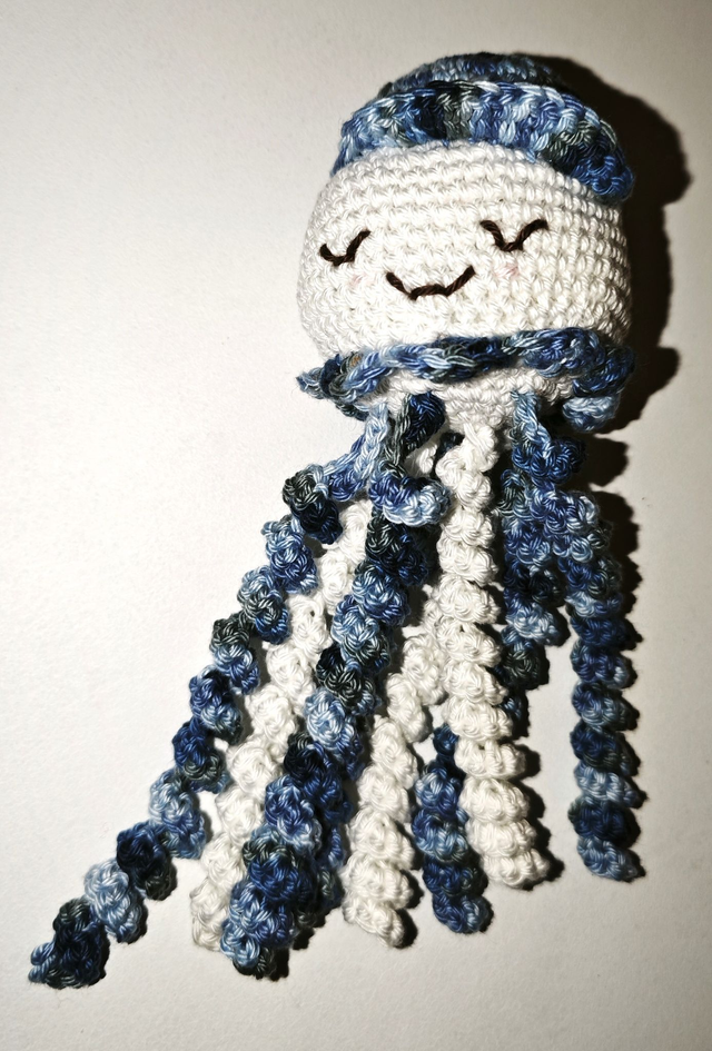 Pieuvre bleu camouflage et blanc