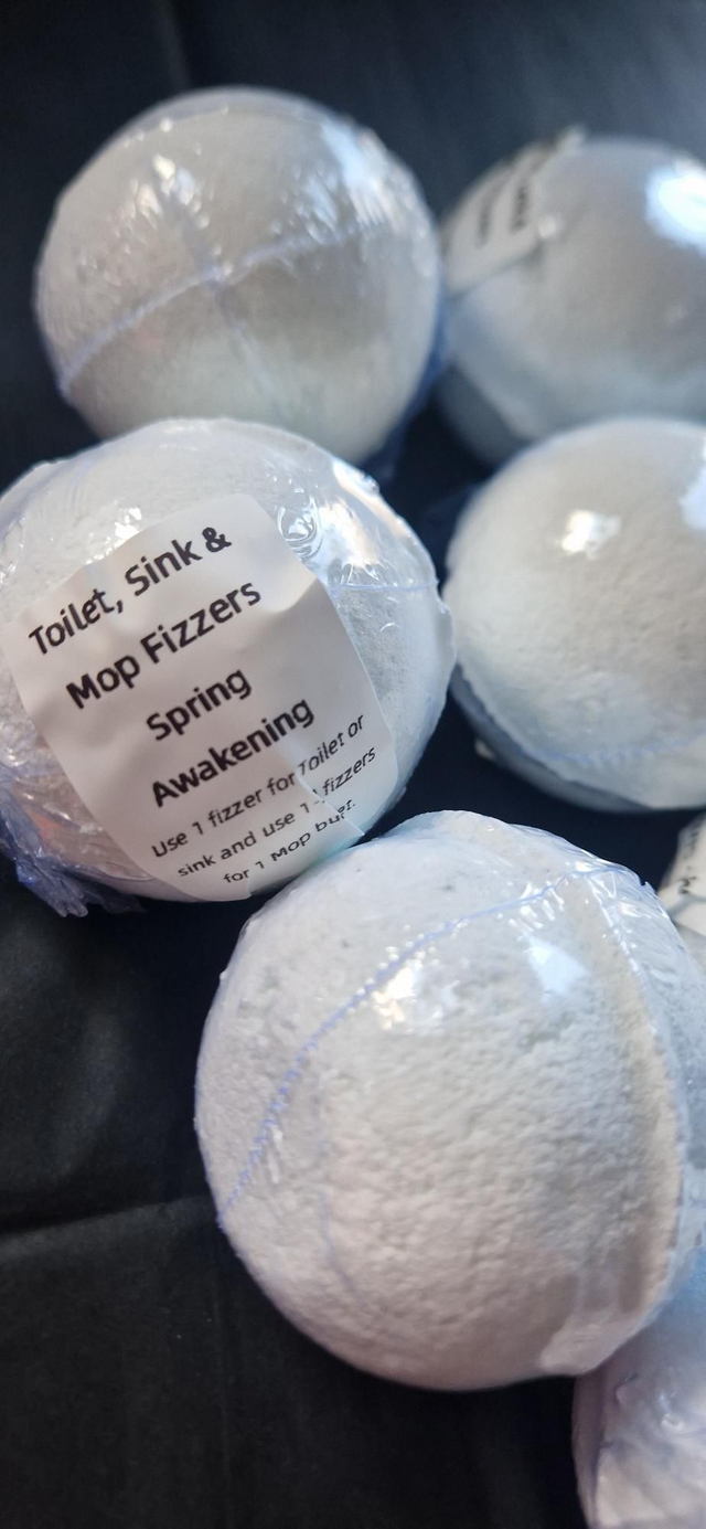 Mop, Sink &amp; Toilet Bombs