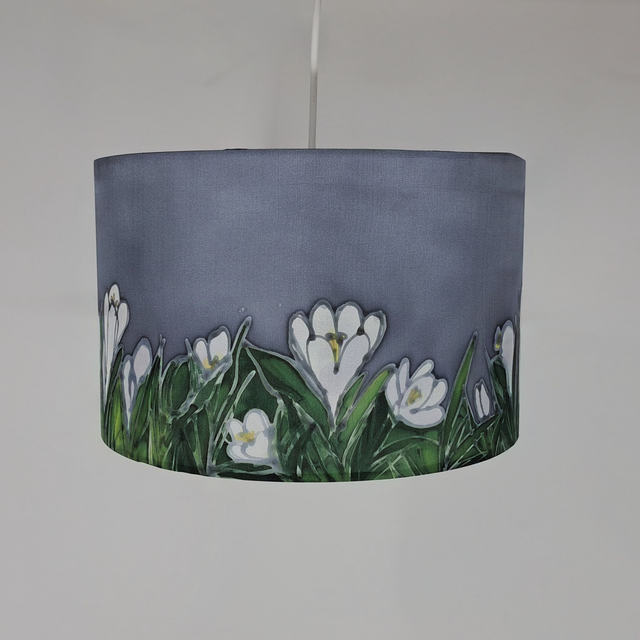 Crocus medium silk shade  