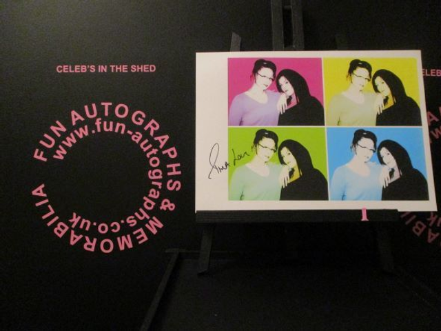 Tina Love Authentic Autographed A4 Pop Art Limited Edition (1)