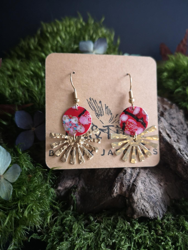 Boucles d'oreilles - crochets - papier washi - fleurs - soleil - laiton - La&amp;Titia 