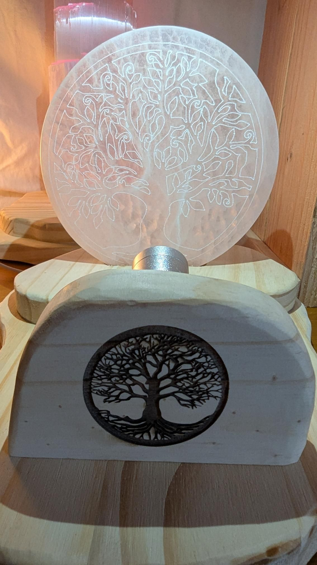 Projecteur cercle en Sélénite gravure Arbre de Vie 