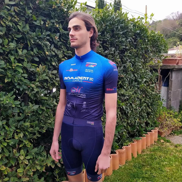 Divisa ciclista sponsor 2023