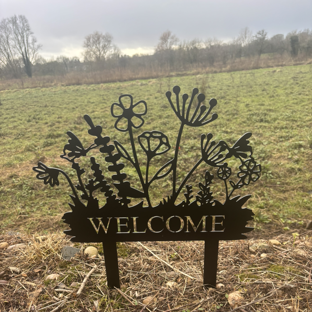 WELCOME/GARDEN SIGN 