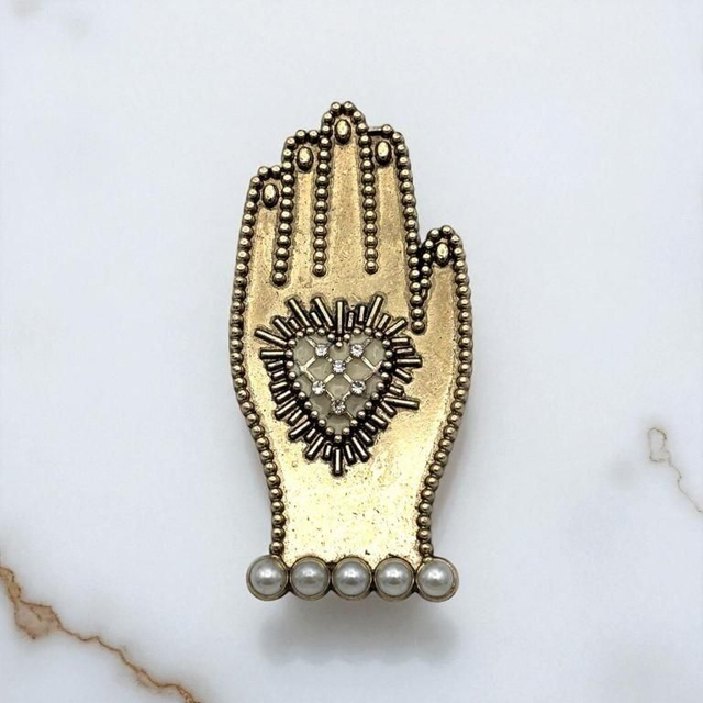 Clip Cœur sur la main