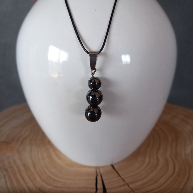 Collier en hématite