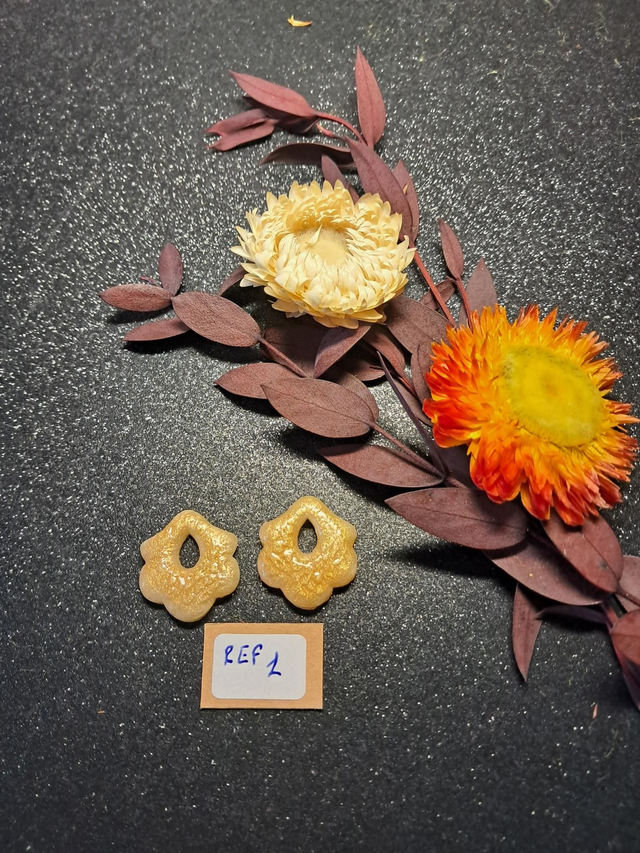 Pampilles couleurs dore n1