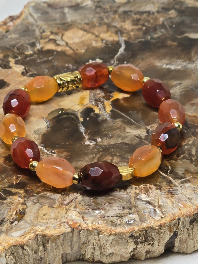 Bracelet Cornaline ovale à facettes