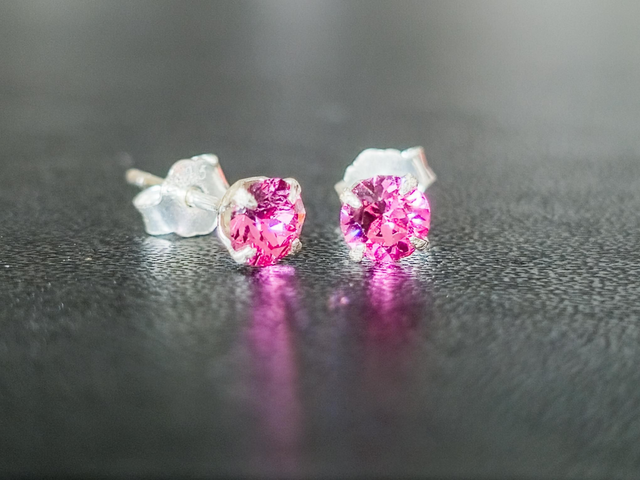 Boucles d&#039;oreilles, cristal 4mm Rose