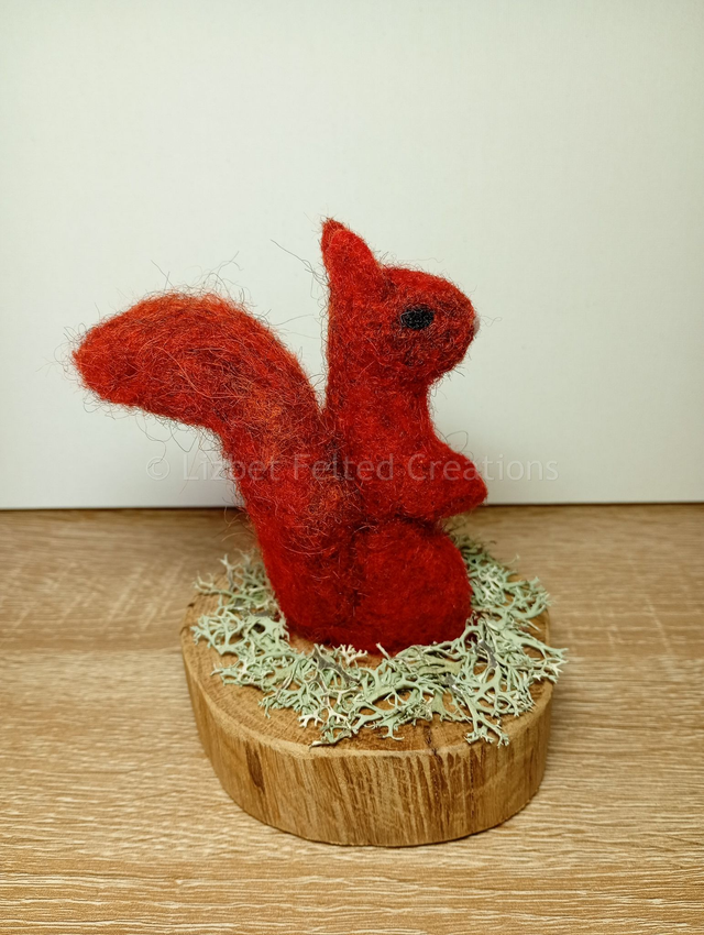 Red squirrel decoration, felted red squirrel
