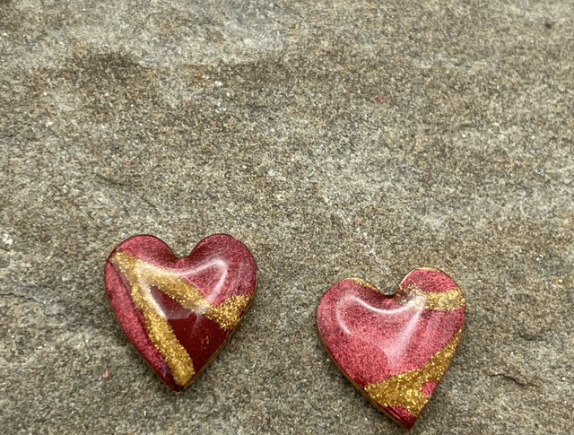 Midi Hope Heart Studs