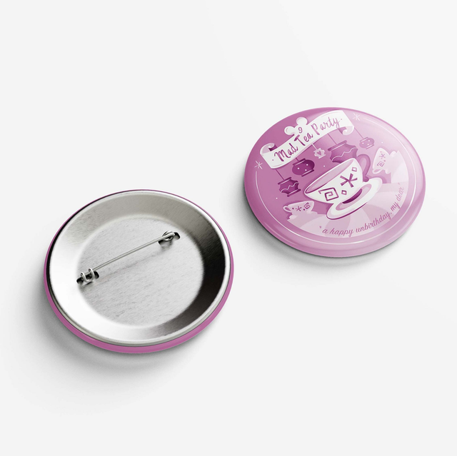 Badge Attractions Légendaires | 09 Mad Tea Party