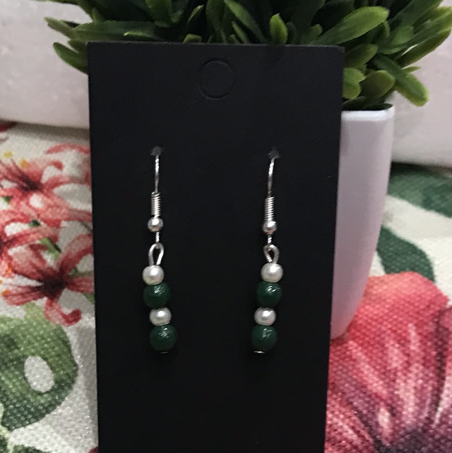 Green Dangling Earrings-GDE08