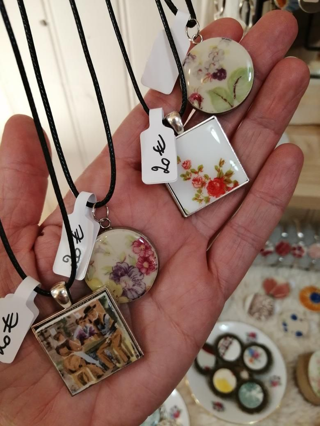 Collier faïence (choix chaine ou cordon)