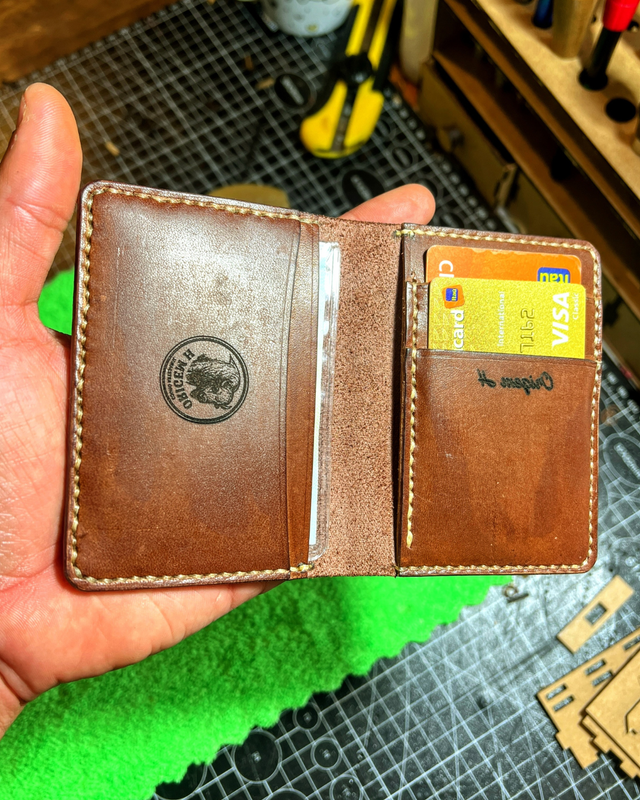 Carteira de Couro Slim Mini Odense