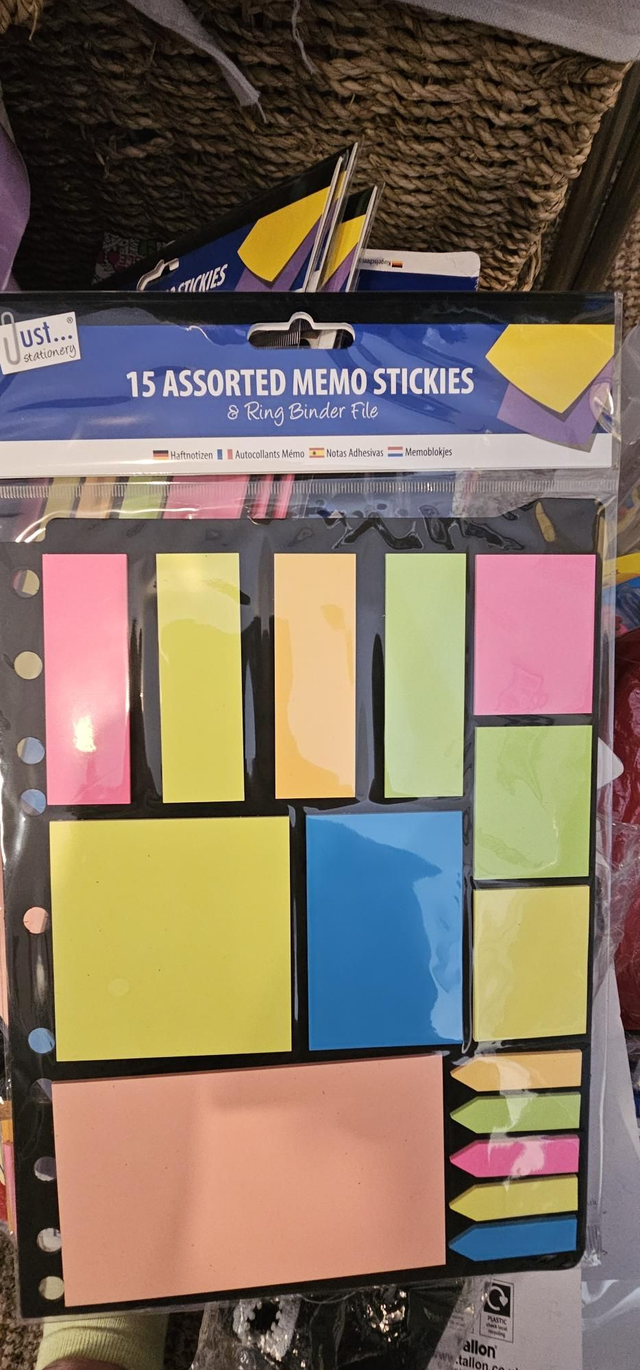 15 assorted memo stickers 