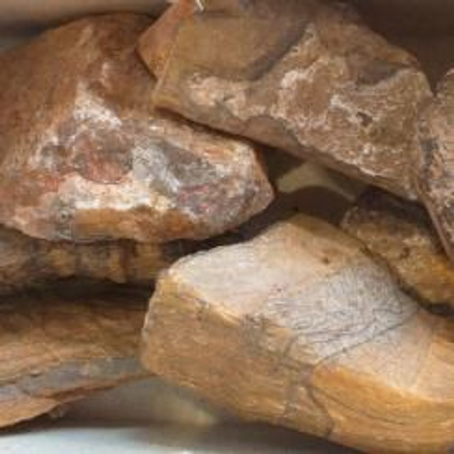 oeil de tigre (pierre brute) 