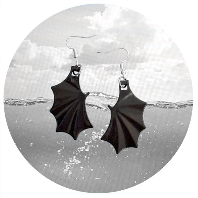 Dracon wings earring