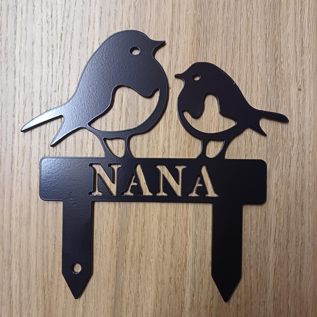 Nana Robin &amp; Chick Garden Spike