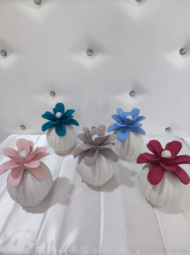 Fiore su vaso ceramica