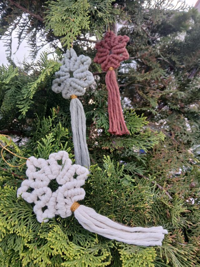 Etoile de Noël en macramé. Esprit bohème naturel