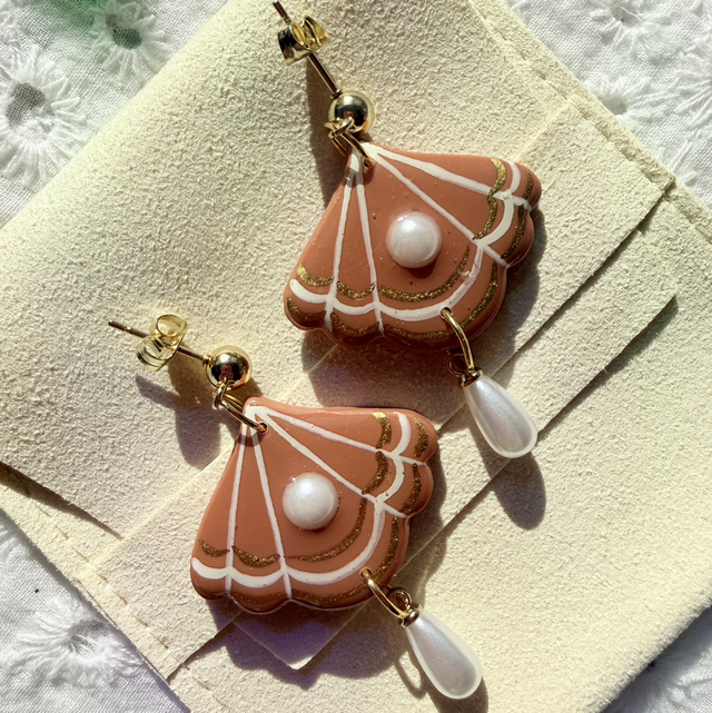 MYRA - Shell Scalloped Vintage Style Pearl Teardrop Earrings
