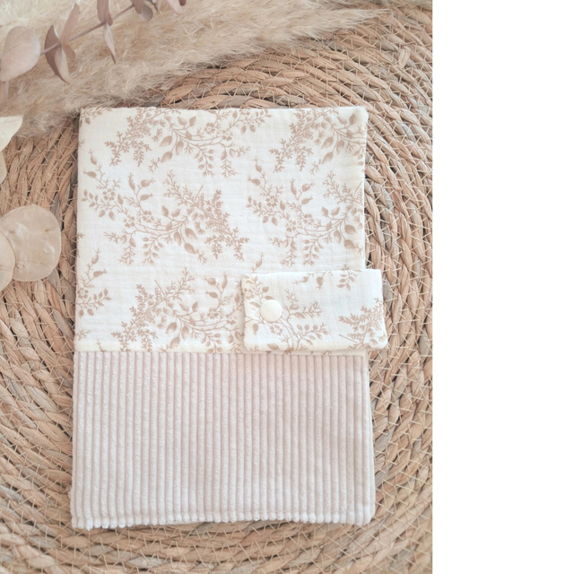 Protège carnet de santé &quot;feuillage marron&quot;