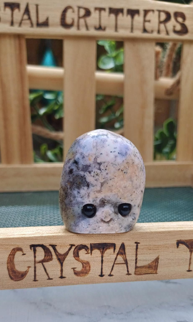 Thistleby - Crystal Critter Dendrite