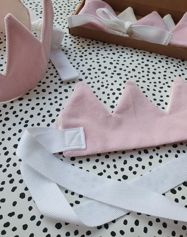  Fabric Crown