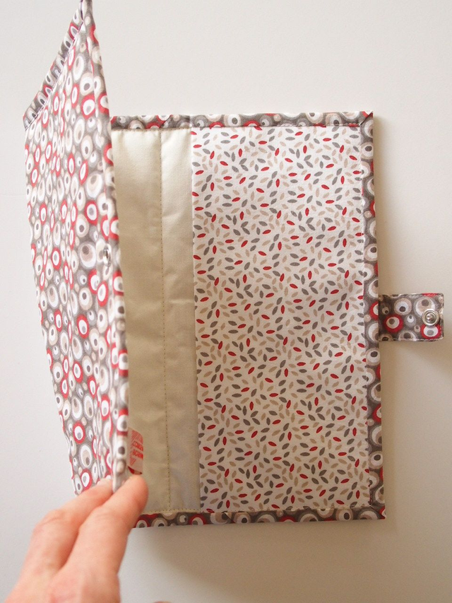 Etui carnet de santé