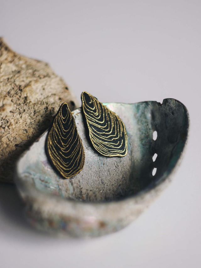 Kolczyki sztyfty ostrygi złote