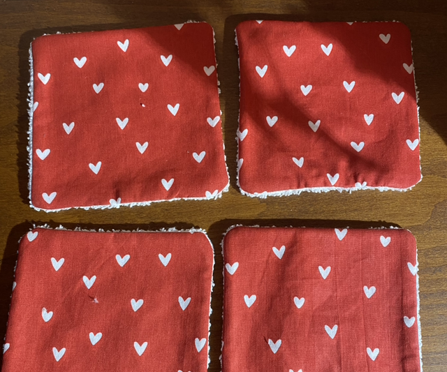 Lingettes lavables motif cœurs (Lot de 4)