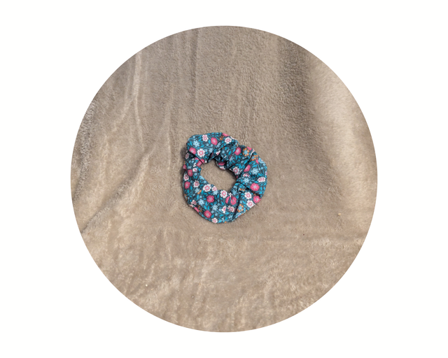 Chouchou bleu fleurs