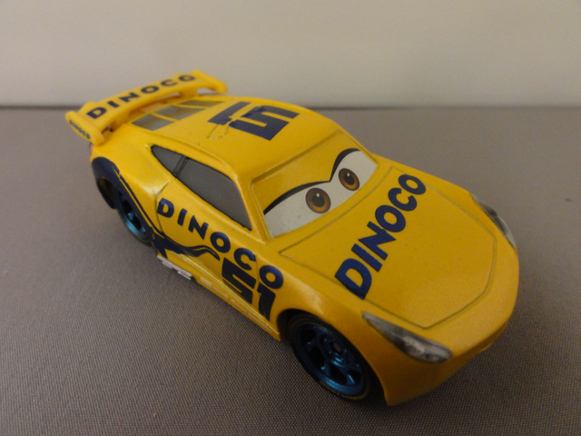 Disney Pixar Cars 3 - Dinoco Cruz Ramirez