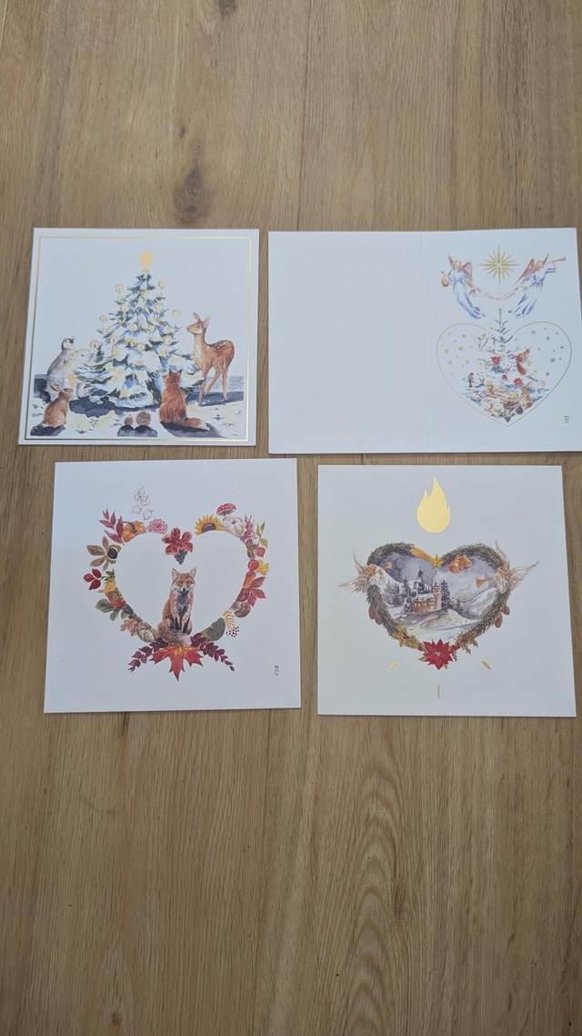 Lot n°15- 4 cartes avec petits défauts 