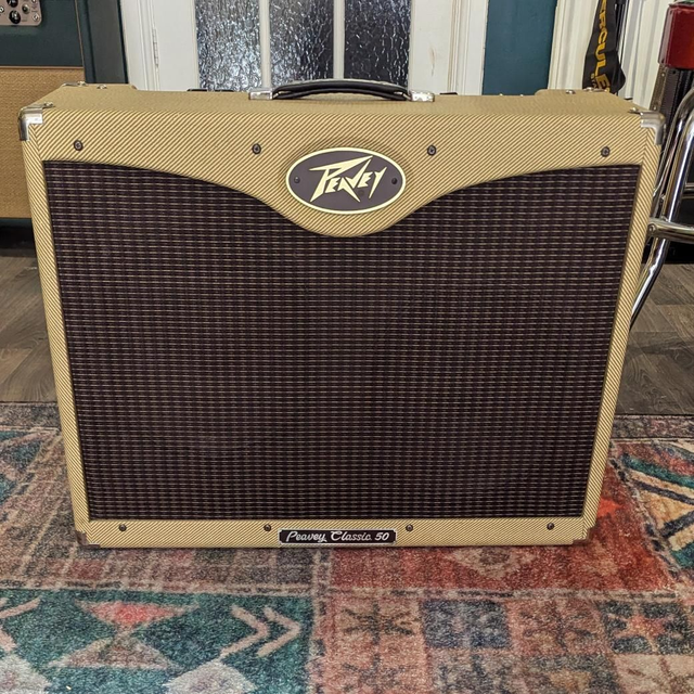 Peavey classic 50 2x12 combo