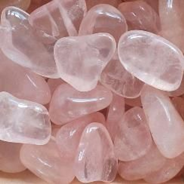 quartz rose (pierre roulée) 