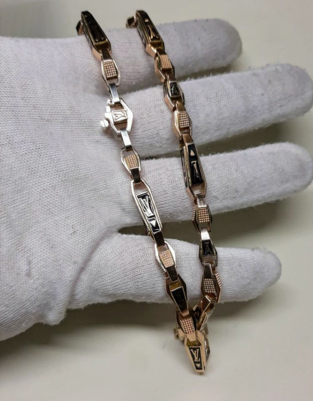 Louis Vuitton style Chain