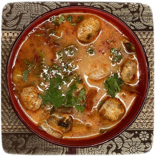 031 Tom Yam (pikante zoetzure soep)