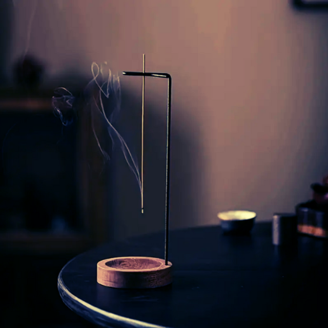 Brûleur d'Encens en Bois de Santal