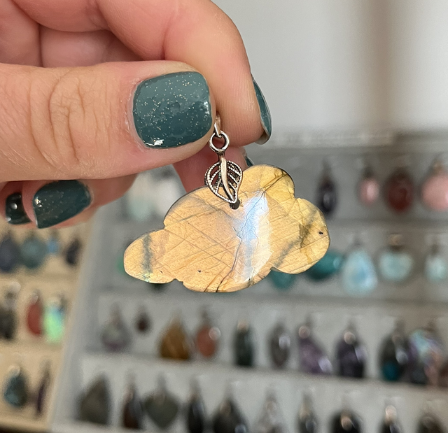 Pendentif en Labradorite Nuage d’orage et bélière argent