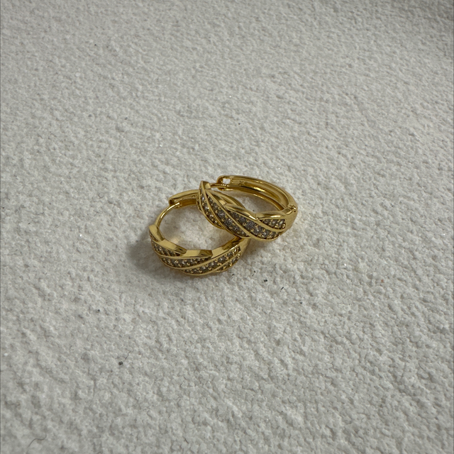 BOUCLES D’OREILLES DESLUMBRANTE 