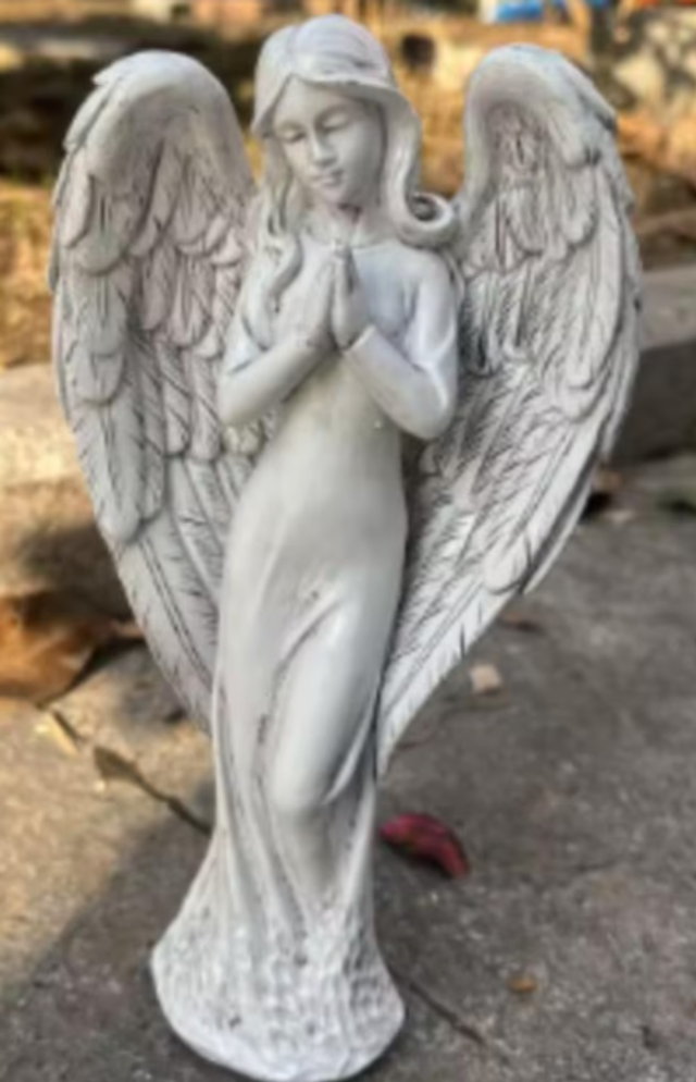 Prachtig tuinbeeldje Engel gevouwen handen wit (18cm)