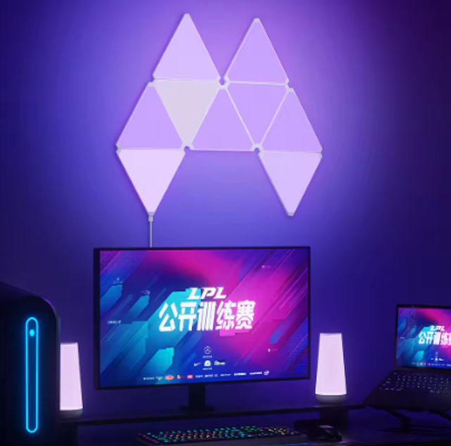 LED Driehoekslampen – RGB Gaming & Sfeerlicht 