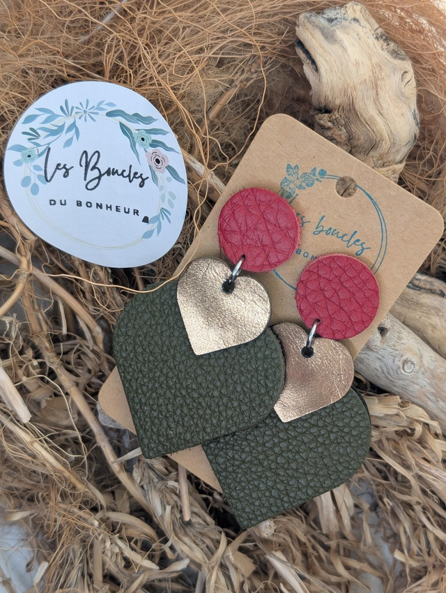 Boucles d&#039;oreilles Double coeur kaki rouge dc001